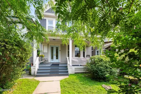 657 Morris St, Albany, NY 12208