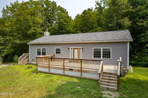 15 Brodie Way, Granville, NY 12832