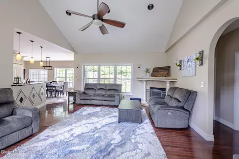 Living - 534 Ridge Rd, Schenectady, NY 12302 photo 1 of 4
