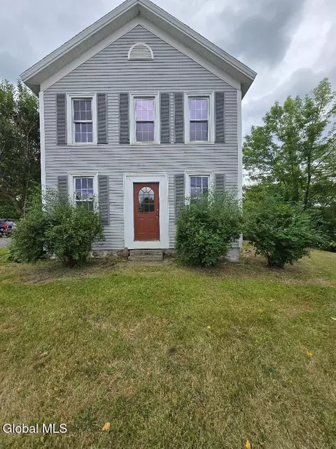 1 Cambridge Rd, Greenwich, NY 12834
