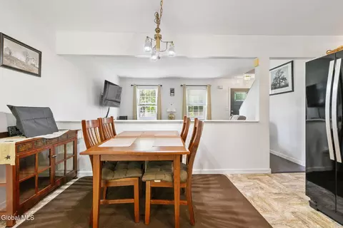 19 Schuster Rd, Schenectady, NY 12303 photo 19