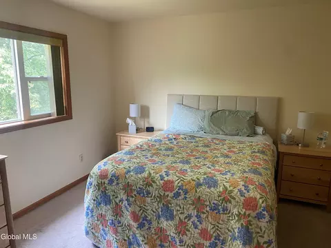 491 Chadwick Rd, Schenectady, NY 12304 photo 13
