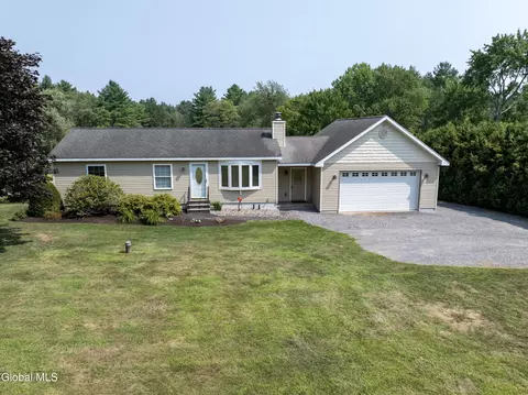 341 County Route 75, Mechanicville, NY 12118