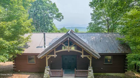 399 Hills Pond Road Rd, Whitehall, NY 12887