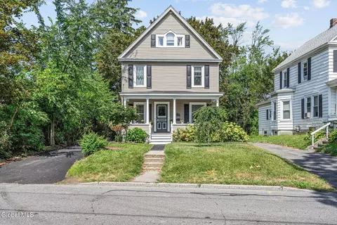 1051 Van Antwerp Rd, Niskayuna, NY 12309