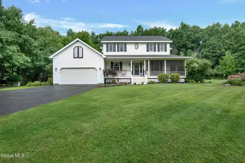 2124 Scotch Ridge Rd, Schenectady, NY 12306
