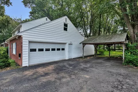 158 Willow Ln, Glenville, NY 12302 photo 31