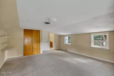 158 Willow Ln, Glenville, NY 12302 photo 26