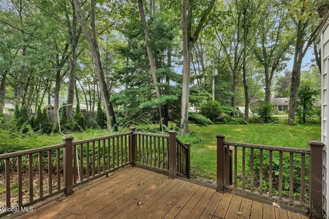 158 Willow Ln, Glenville, NY 12302 photo 32