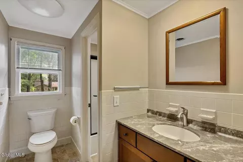 158 Willow Ln, Glenville, NY 12302 photo 22