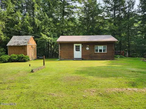 29 Battenkill Evergreens, Salem, NY 12865