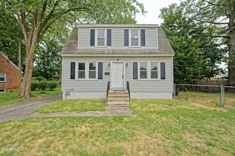 50 Dott Ave, Albany, NY 12205