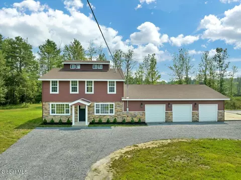 378 County Highway 132, Hagaman, NY 12086