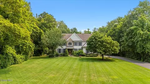 58 Spice Mill Blvd, Halfmoon, NY 12065