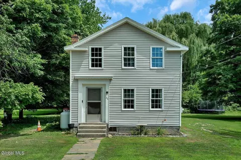 26 Anthony Rd, Greenwich, NY 12834