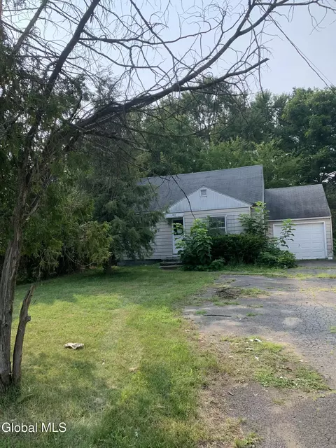 810 Duanesburg Rd, Schenectady, NY 12306