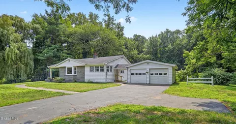 6220 Johnston Rd, Albany, NY 12203