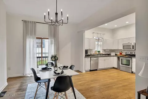Dining - 3 Eagle St, Troy, NY 12180 photo 2 of 3