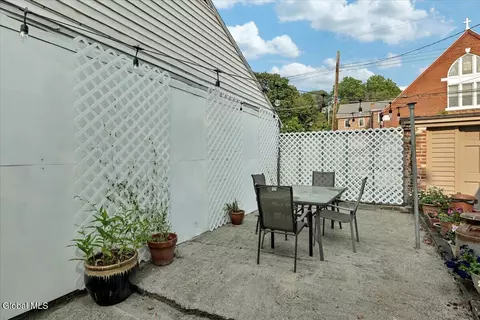 Exterior - 3 Eagle St, Troy, NY 12180 photo 7 of 11