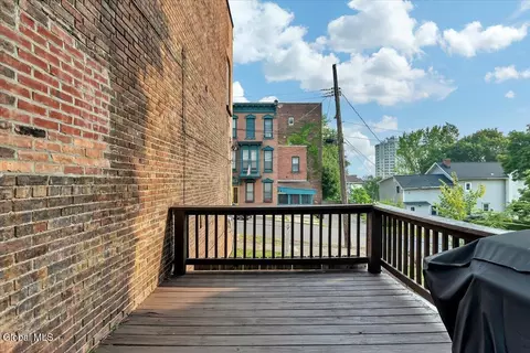 Exterior - 3 Eagle St, Troy, NY 12180 photo 3 of 11