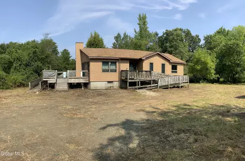 731 Eichybush Rd, Kinderhook, NY 12106
