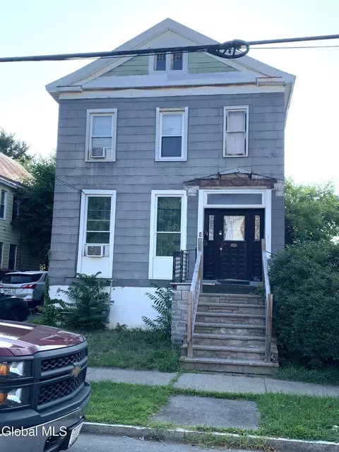1819 6th Ave, Watervliet, NY 12189