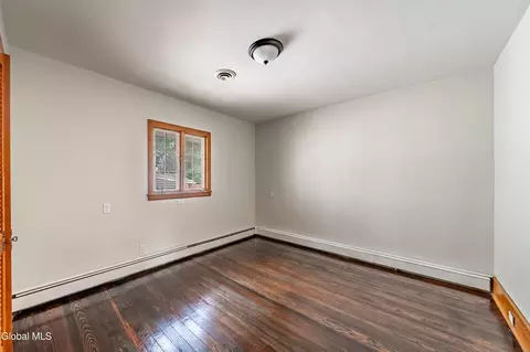 Bedroom - 2101 Gray St, Schenectady, NY 12303 photo 2 of 3