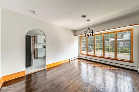 Dining - 2101 Gray St, Schenectady, NY 12303 photo 1 of 1