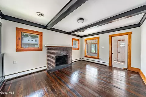 Living - 2101 Gray St, Schenectady, NY 12303 photo 2 of 3