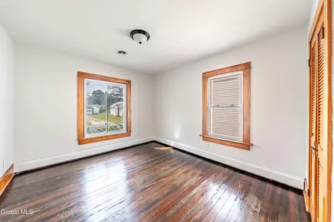 Bedroom - 2101 Gray St, Schenectady, NY 12303 photo 3 of 3