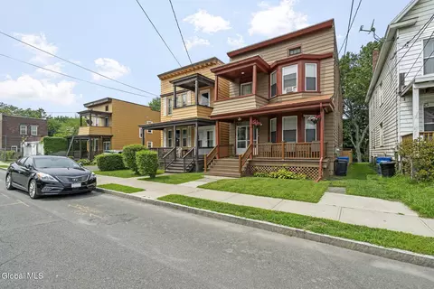 10 Wilkins Ave, Albany, NY 12206