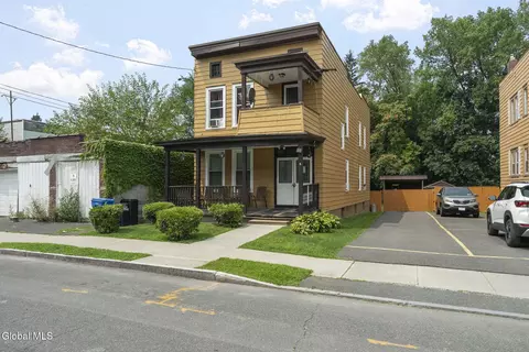 4 Wilkins Ave, Albany, NY 12206