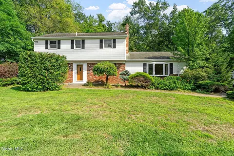 167 Wood Dale Dr, Ballston Lake, NY 12019