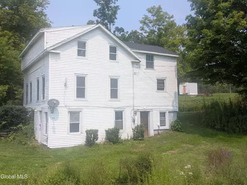 1276 Buskirk-west Hoosick Rd, Hoosick Falls, NY 12090