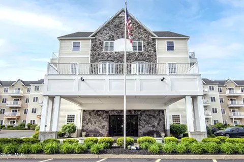 8 Wall St #125, Clifton Park, NY 12065