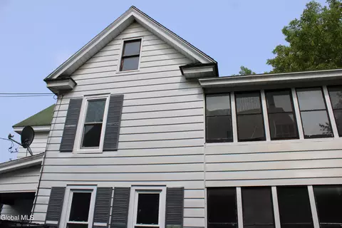 Exterior - 27 Trinity Pl, Amsterdam, NY 12010 photo 1 of 5