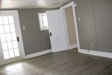 Bedroom - 27 Trinity Pl, Amsterdam, NY 12010 photo 4 of 5