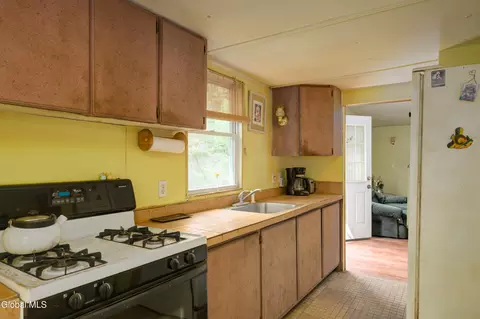 Kitchen - 113 Quiet Path, Summit, NY 12175 photo 2 of 3