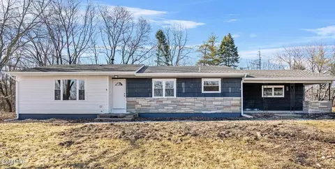 545 County Route 12, Hampton, NY 10973