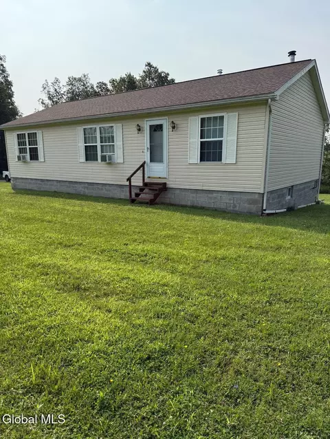 962 State Highway 67, Amsterdam, NY 12010