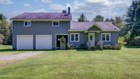 124 Lily Lake Rd, Gloversville, NY 12078