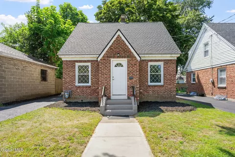 14 Maplewood Ave, Albany, NY 12203