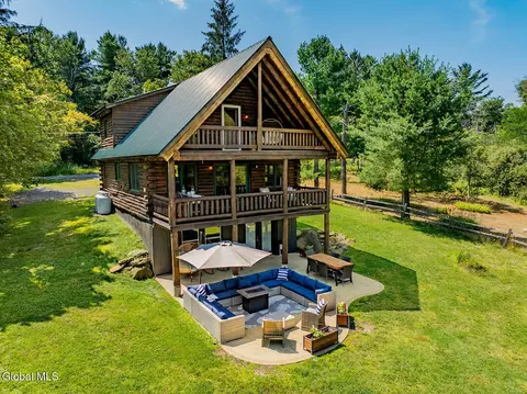 177 Shore Rd, Pattersonville, NY 12137