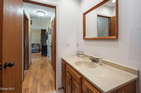 2015 Michael Ln, Schenectady, NY 12306 photo 18