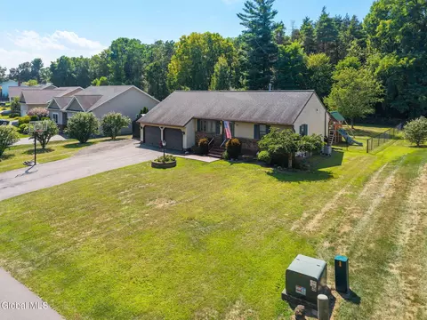 2015 Michael Ln, Schenectady, NY 12306 photo 56