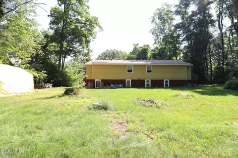 Exterior - 116 Agnes Ave, Schenectady, NY 12303 photo 10 of 13