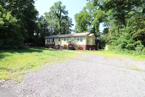 Exterior - 116 Agnes Ave, Schenectady, NY 12303 photo 11 of 13