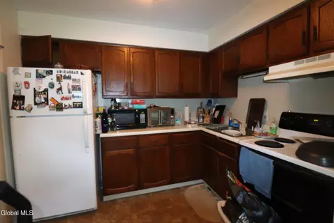 Kitchen - 116 Agnes Ave, Schenectady, NY 12303 photo 7 of 7