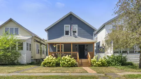 831 6th Ave, Troy, NY 12182