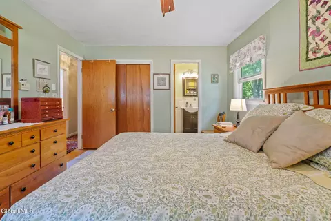 Bedroom - 878 Cunningham Ct, Schenectady, NY 12309 photo 1 of 10